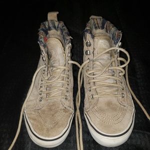 Hi Top Suede Vans (Unisex)